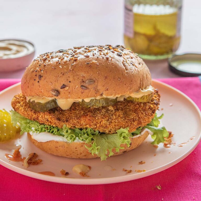 Air Fryer Spicy Chicken Burgers