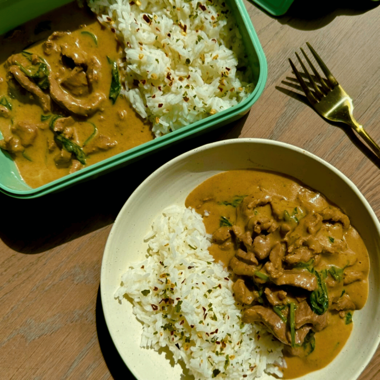 Slow Cooker Creamy Garlic Pepper Beef