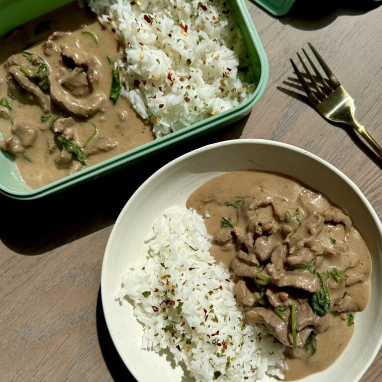 Slow Cooker Creamy Garlic Pepper Beef