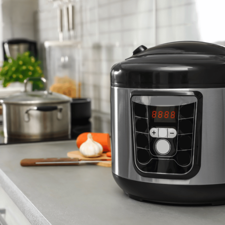 The Difference Between Slow Cookers & Rice Cookers