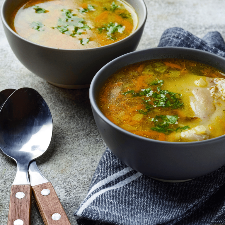 Slow Cooker Chicken & Vegetable Soup