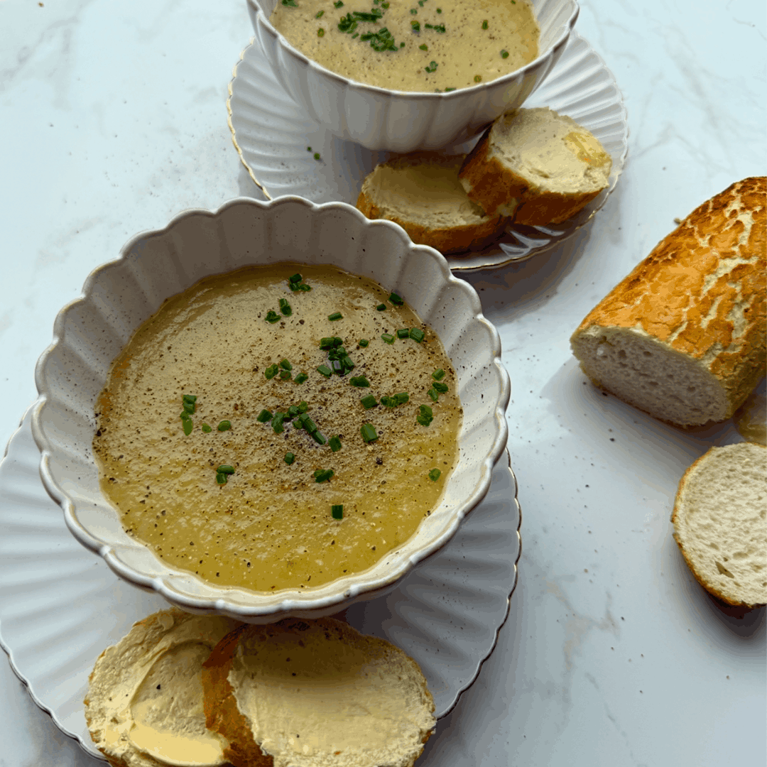 bored of lunch slow cooker potato and leek soup