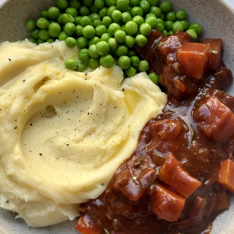 Slow Cooker Beef Casserole